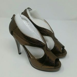 🍄E! Live from red carpet bronze novelty heels 7.5